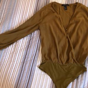 Olive green bodysuit long sleeve.